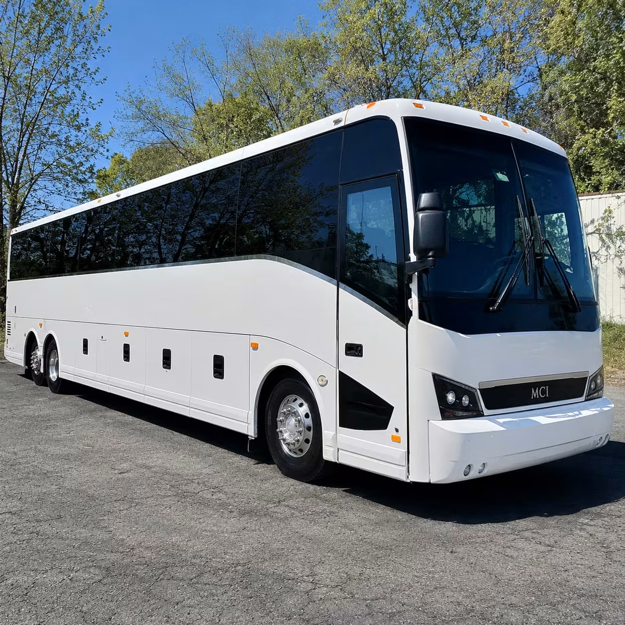 chesapeake concert shuttles for large fan groups and private events