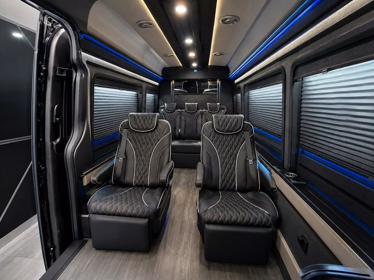 chesapeake to newport news williamsburg international airport shuttles