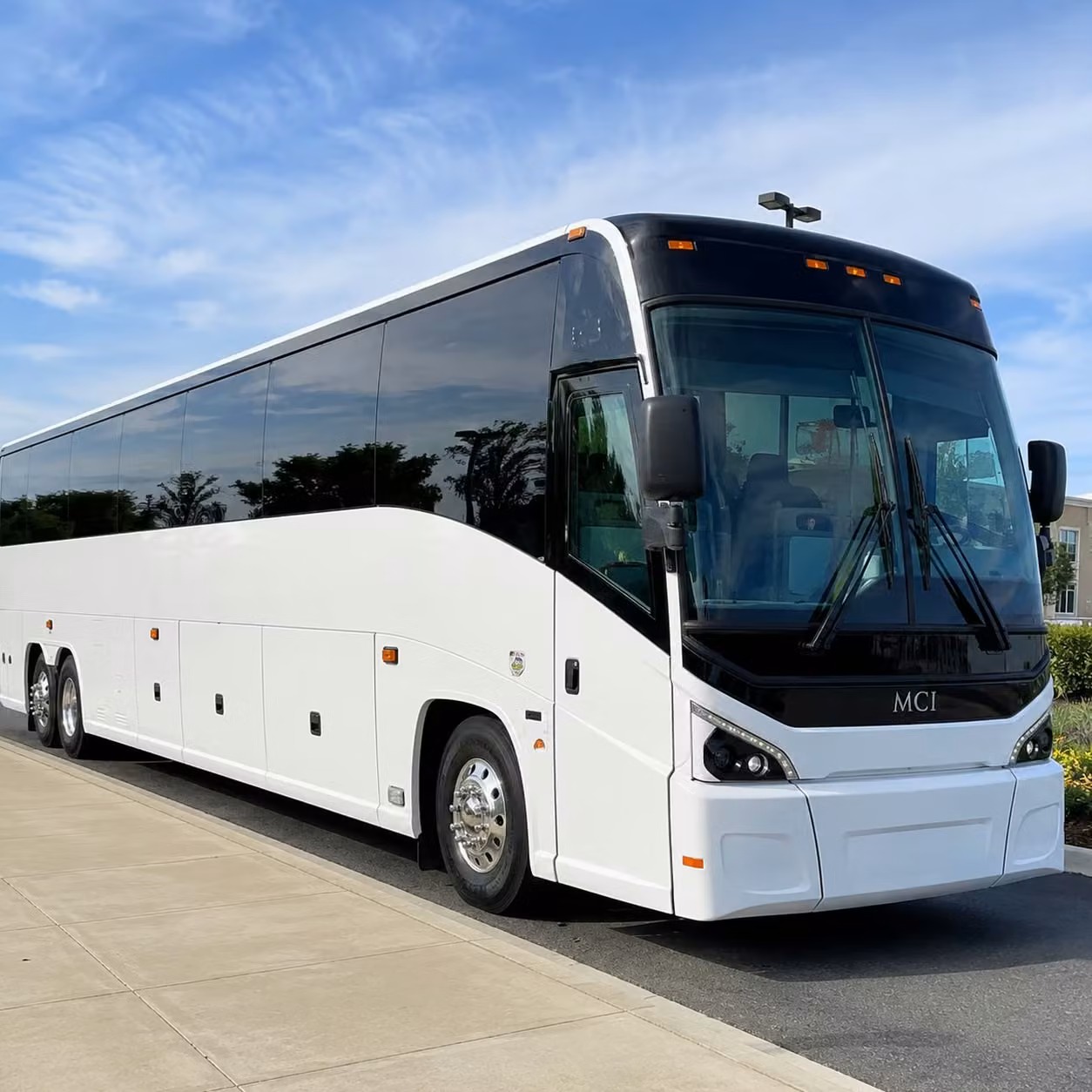 party buses for chesapeake groups heading to richmond s altria theater and allianz amphitheater